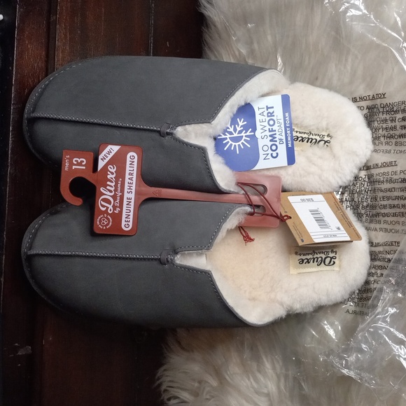Dreamfoams Other - Deluxe by dreamfoam slippers size 13